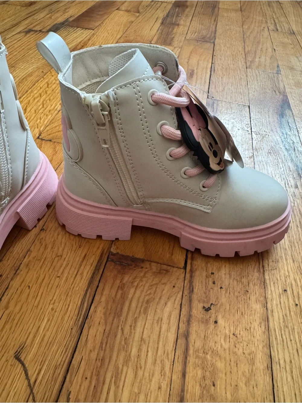 NWT! Disney Minnie Mouse Boots For Toddler Girls